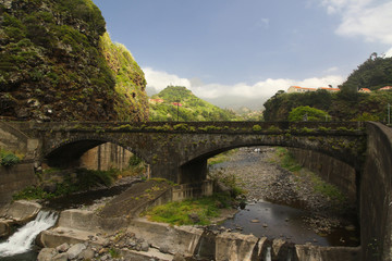 Fototapeta na wymiar Old bridge in Sao Vicente village in Madeira