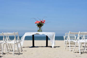 Wed ceremony on the ocean beach