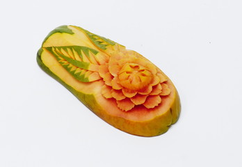 Carving fruits and vegetables that are unique to Thai food	