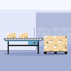 Industrial conveyor belt with pallet packaging