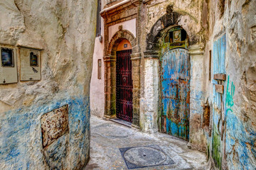 Fototapeta na wymiar Colourful streets and alleys of Essaouira Morocco