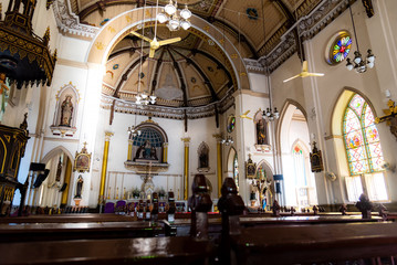 Fototapeta na wymiar Inside Kalawar Church or Holy Rosary.