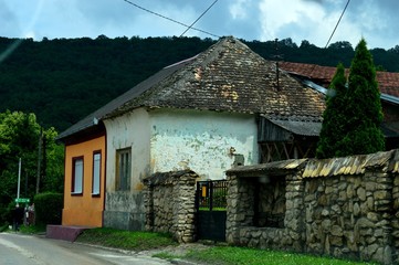 Fototapeta na wymiar an old abandoned house in the village
