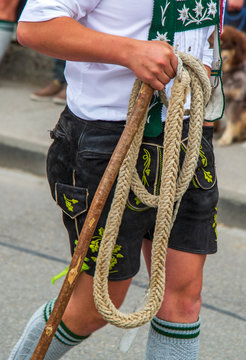 Goa&szlig;lschnalzer - Peitsche - Gei&szlig;el - schnalzen - Tracht