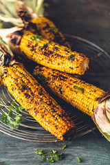 Epis de Maïs Grillé au Barbecue Sauce CHimichurri