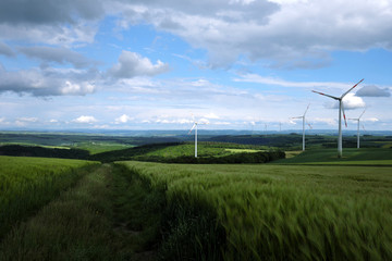 Windpark in der Eifel bei Düngenheim-Gamlen - Stockfoto