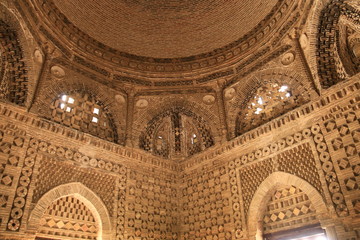 中央アジア　シルクロードの旅　ウズベキスタン　ブハラ　イスマイール・サーマーニ廟　内装れんが装飾