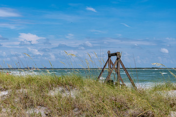 Naklejka premium Peaceful place to rest and watch the wildlife or the waves on the Gulf of Mexico