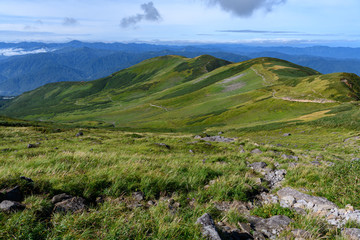 Fototapeta na wymiar 月山から見た姥ヶ岳