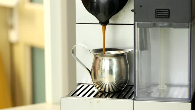 Extracting espresso coffee from home espresso machine