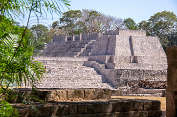 Pre Columbian Maya structure