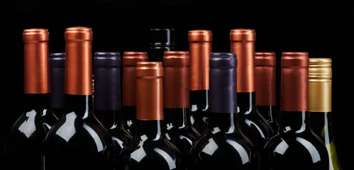 Keuken spatwand met foto Many wine bottles heads © PixieMe