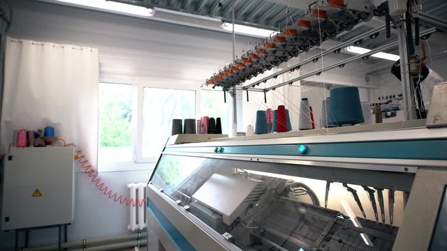 Working machine on textile industry