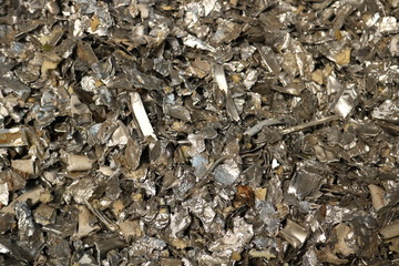 Scrap aluminum dust and metal trash