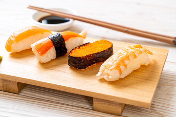 mix sushi set
