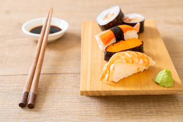mix sushi set