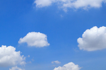 Obraz na płótnie Canvas Clouds with blue sky background