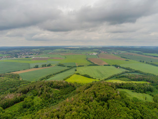 Fototapeta na wymiar Naturpark Landschaft in Brünn von oben, Tschechische Republik