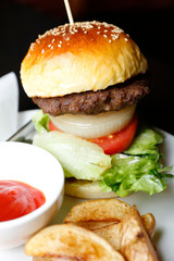 ハンバーガー Hamburger