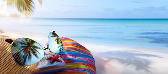Fototapeta summer vacation; tropical beach background; obraz