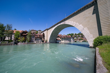 Berner Altstadt mir Aare und Nydeggbrücke