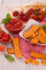 Tomato crackers.