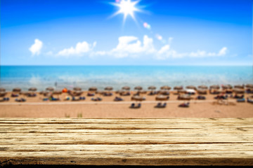 Fototapeta premium Summer background of free space and beach landscape 