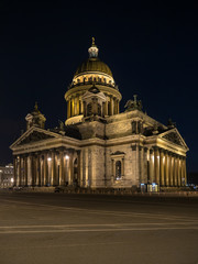 Fototapeta na wymiar Saint Petersburg, beautiful Saint Isaac's Cathedral (Isaakievskiy sobor). Museums of Petersburg in the spring. May, 2019