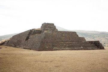 Fototapeta na wymiar Relics pyramid in zone of place of hummingbirds Mexico old architectural constructions of the year 1325 used by ancestors for religious ceremonies