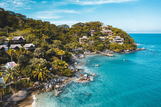 island in the sea