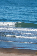 olas, viento y arena ( playa )