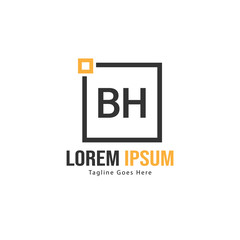 Fototapeta premium BH Letter Logo Design. Creative Modern BH Letters Icon Illustration
