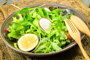mix salad  in bowl