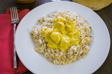 poulet au curry et riz