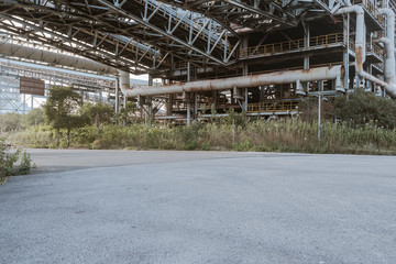 Naklejka premium Asphalt concrete flooring and factory buildings