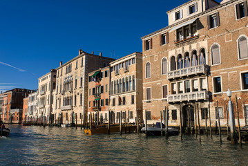Fototapeta na wymiar Sunny winter day in Venice, shot from channel