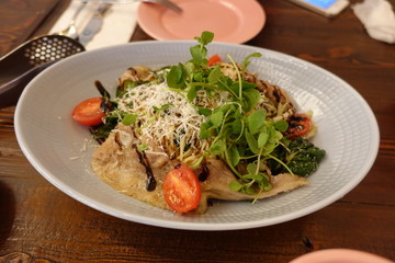 먹음직스러운 샐러드