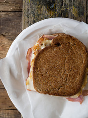 sandwich pan integral