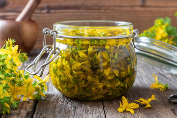 Preparation of St. John's wort oil