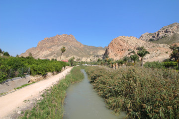 Paseo Río Segura en Ojós, Murcia, España