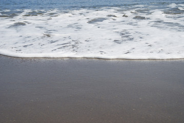 海　浜　波打ち際　波　素材