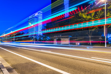 Fototapeta na wymiar traffic with blur light through city at night.