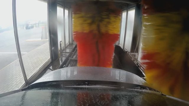 wash the car on an automatic car wash GoPro