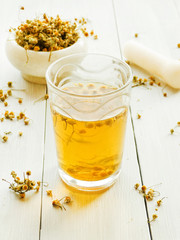 Dry camomile tea