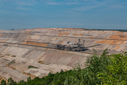 Braunkohle Bagger im Hambacher Tagebau