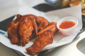 chicken wings with sauce