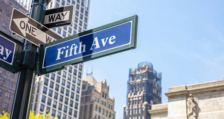 5th ave, Manhattan New York downtown. Blue color street signs, - obrazy, fototapety, plakaty