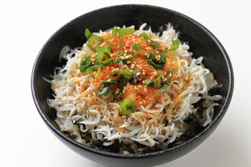 しらす丼