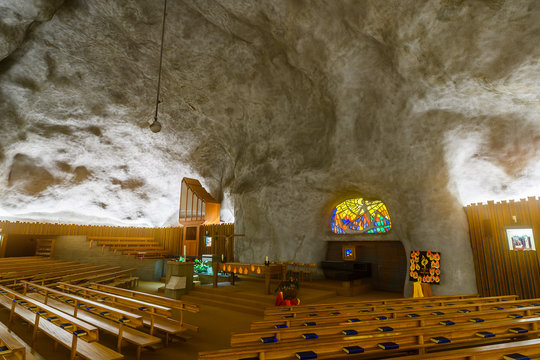 Felsenkirche bilder – Bläddra bland 1,345 stockfoton, vektorer och ...