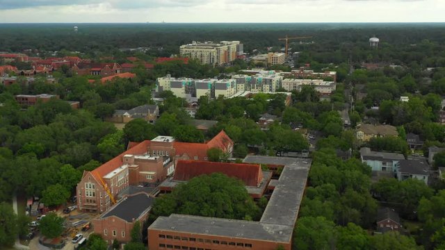 University of Florida college campus dorms and housing apartments